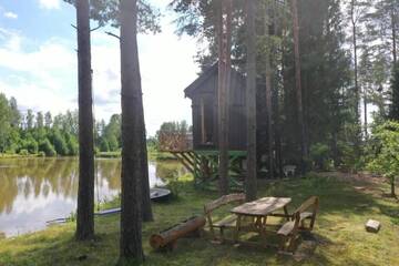 Фото номера Дом с 1 спальней Дома для отпуска Dragon house in the tree! Jacuzzi, Sauna , Apkure! г. Līči 48