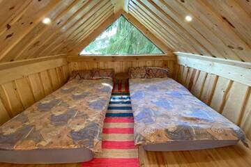 Фото номера Дом с 1 спальней Дома для отпуска Dragon house in the tree! Jacuzzi, Sauna , Apkure! г. Līči 67