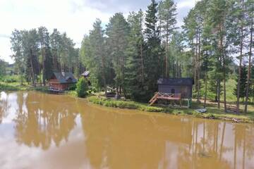 Фото номера Дом с 1 спальней Дома для отпуска Dragon house in the tree! Jacuzzi, Sauna , Apkure! г. Līči 36