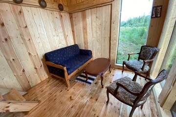 Фото номера Дом с 1 спальней Дома для отпуска Viking house in the tree! Jacuzzi, Sauna, Apkure! г. Līči 76